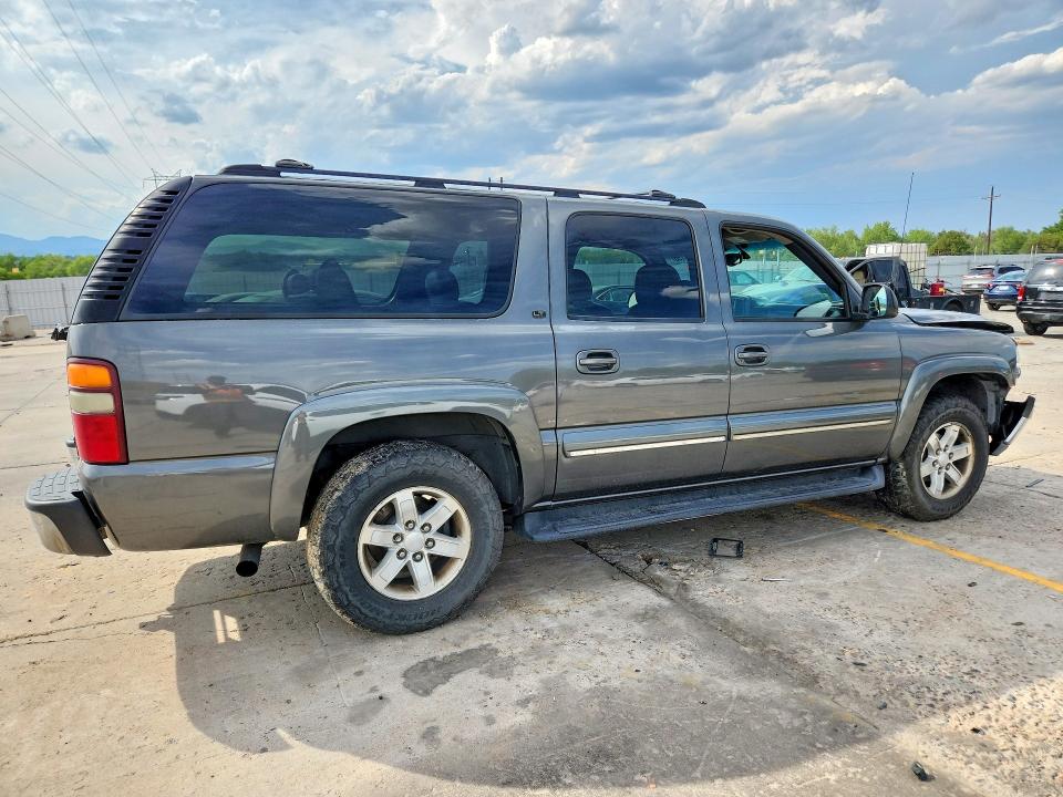 62659796 :رقم المزاد ، 1GNFK16Z62J205763 vin ، 2002 Chevrolet Suburban مزاد بيع