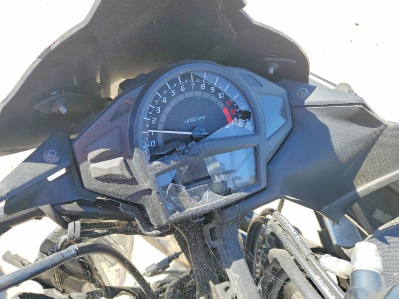 85623965 :رقم المزاد ، JKAEXEF1XGDA29973 vin ، 2016 Kawasaki Ex650 مزاد بيع