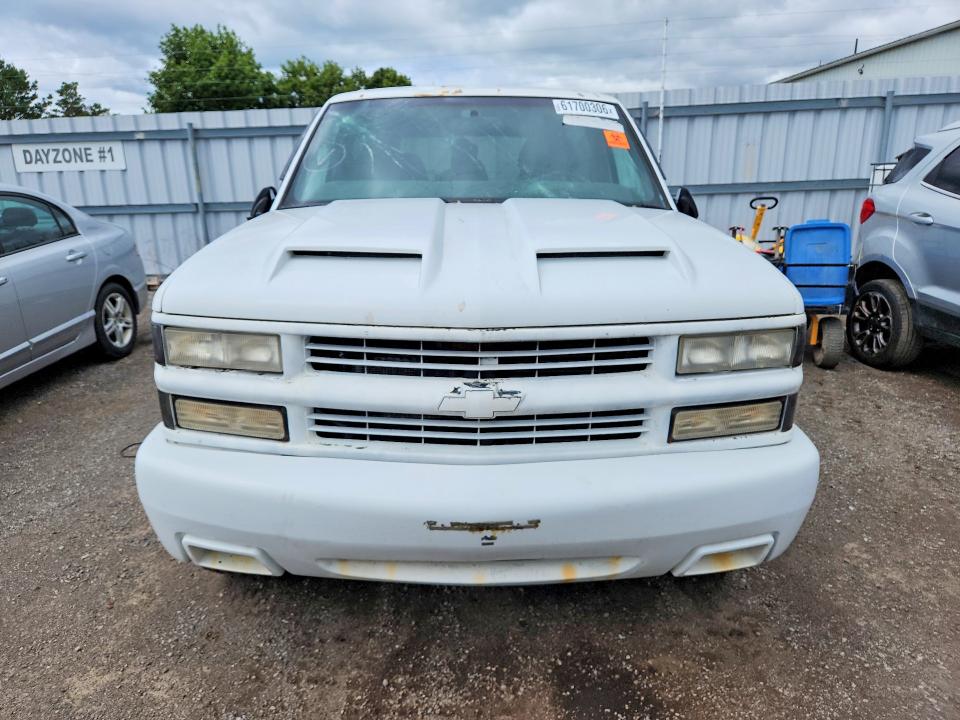Продажа на аукционе авто 1998 Chevrolet Tahoe, vin: 3GNEK18R6WG128702, номер лота: 61700306