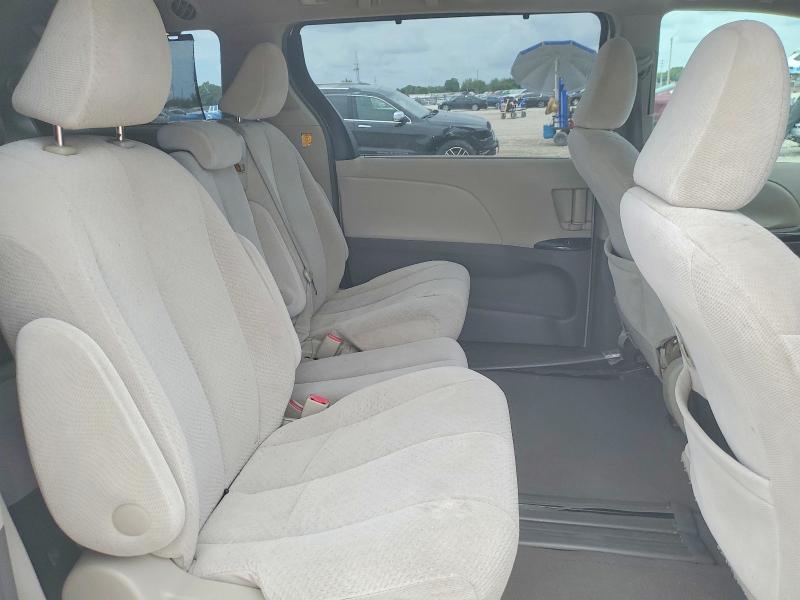 2011 Toyota Sienna მანქანა იყიდება აუქციონზე, vin: 5TDKK3DC1BS004759, აუქციონის ნომერი: 63595116