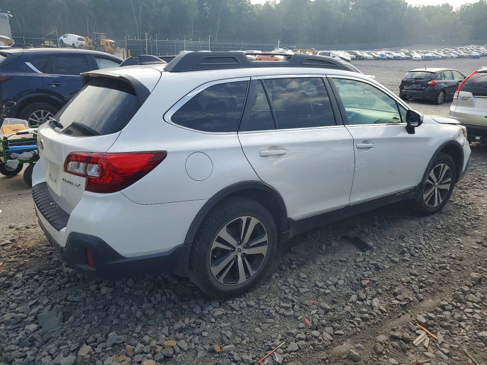 61375616 :رقم المزاد ، 4S4BSANCXJ3366393 vin ، 2018 Subaru Outback مزاد بيع