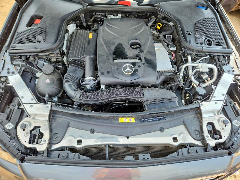 60661056 :رقم المزاد ، WDDZF4KB3HA161241 vin ، 2017 Mercedes-benz E مزاد بيع