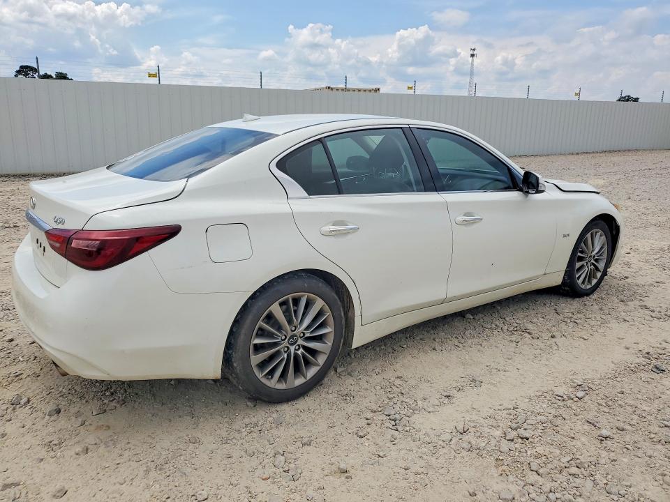 85621515 :رقم المزاد ، JN1EV7APXJM361762 vin ، 2018 Infiniti Q50 مزاد بيع