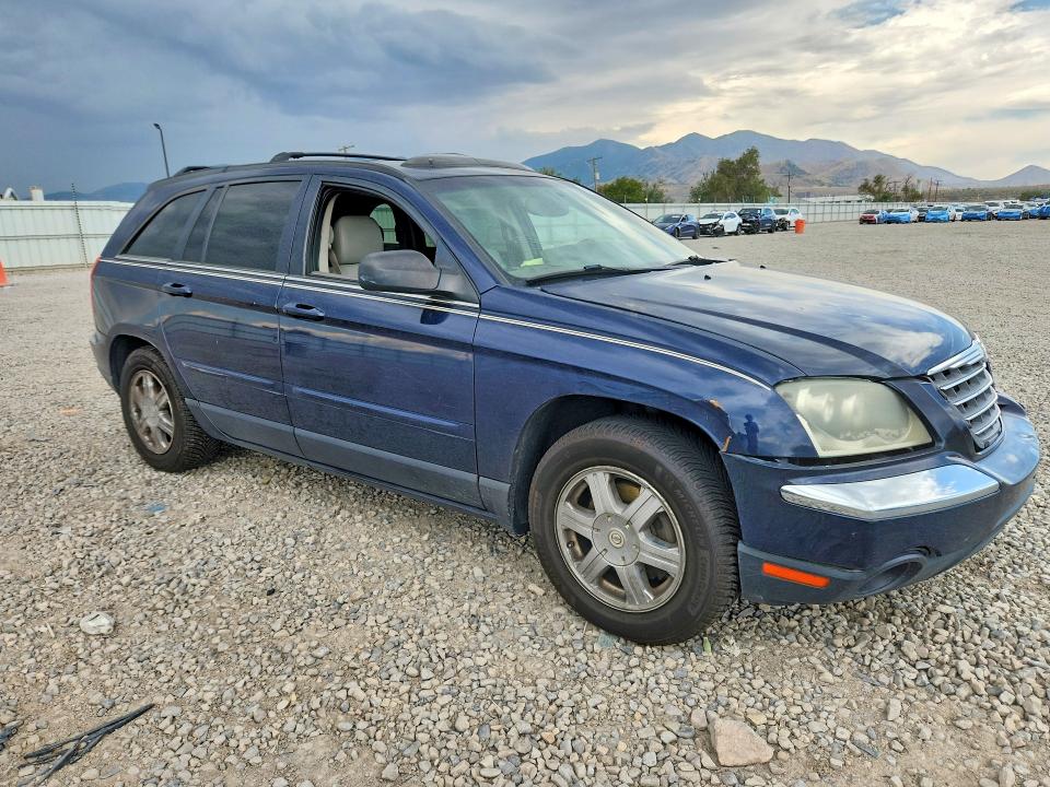 2005 Chrysler Pacifica მანქანა იყიდება აუქციონზე, vin: 2C8GM68455R245935, აუქციონის ნომერი: 62953586