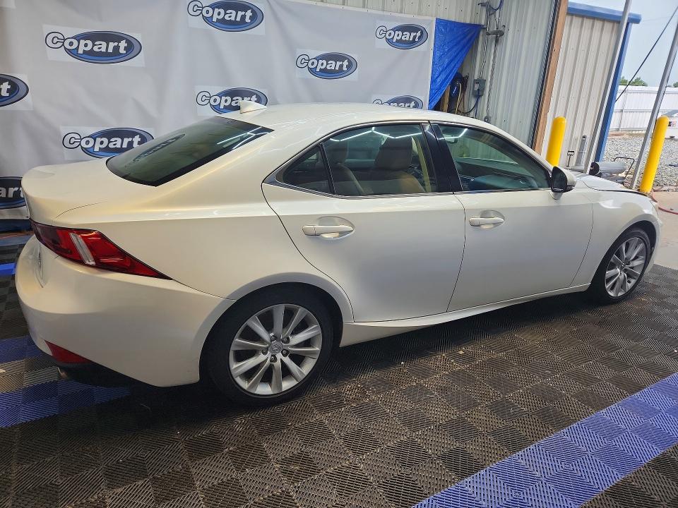 60995976 :رقم المزاد ، JTHBA1D23G5013103 vin ، 2016 Lexus Is مزاد بيع