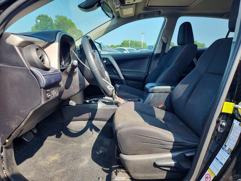 62565786 :رقم المزاد ، 2T3RFREV6JW803195 vin ، 2018 Toyota Rav4 مزاد بيع