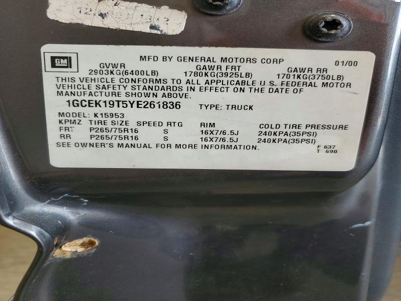 62441196 :رقم المزاد ، 1GCEK19T5YE261836 vin ، 2000 Chevrolet Silverado مزاد بيع