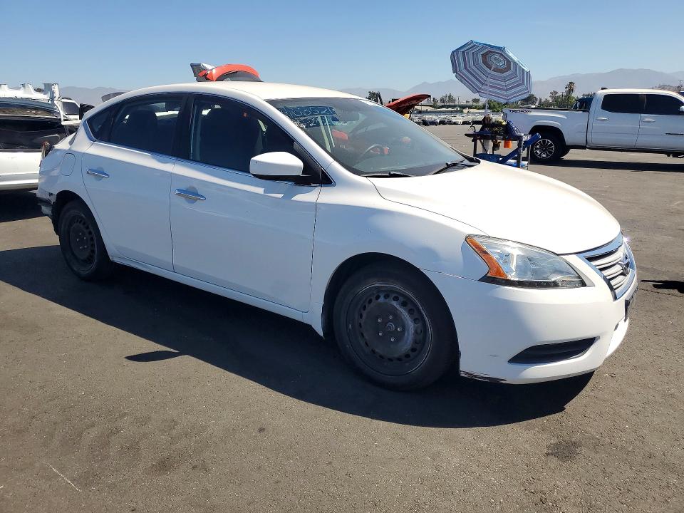 Продаж на аукціоні авто 2015 Nissan Sentra, vin: 3N1AB7AP3FL642469, номер лоту: 61329026