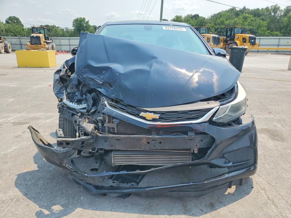 Продажа на аукционе авто 2017 Chevrolet Cruze, vin: 1G1BE5SM9H7111195, номер лота: 63128476