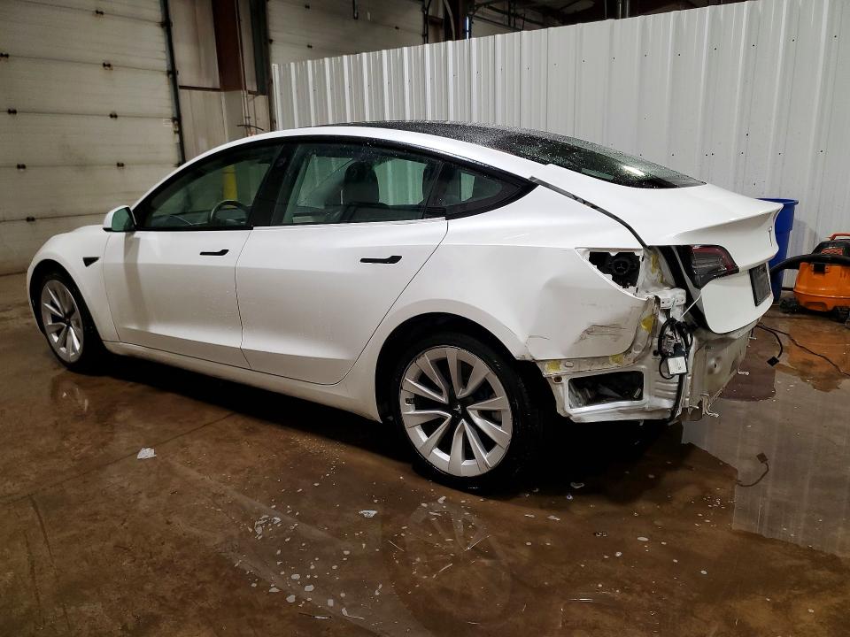 60405226 :رقم المزاد ، 5YJ3E1EA9NF371138 vin ، 2022 Tesla Model 3 مزاد بيع