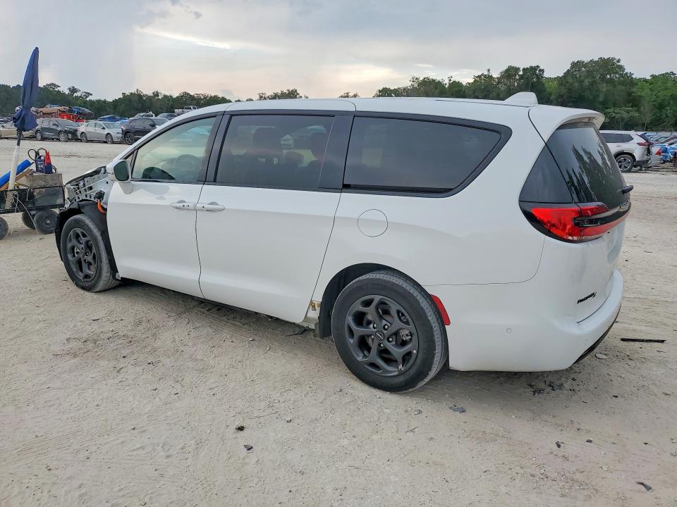 2022 Chrysler Pacifica მანქანა იყიდება აუქციონზე, vin: 2C4RC1S73NR187245, აუქციონის ნომერი: 62573256