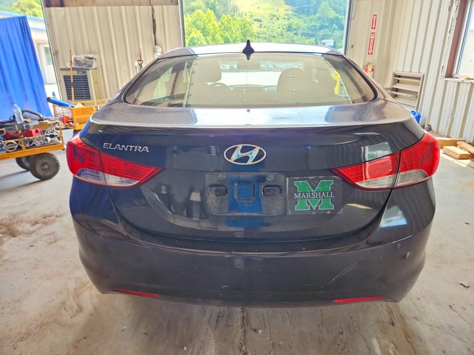 2012 Hyundai Elantra მანქანა იყიდება აუქციონზე, vin: 5NPDH4AE7CH105718, აუქციონის ნომერი: 59273146