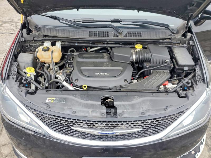 2017 Chrysler Pacifica მანქანა იყიდება აუქციონზე, vin: 2C4RC1EG6HR759733, აუქციონის ნომერი: 60027256