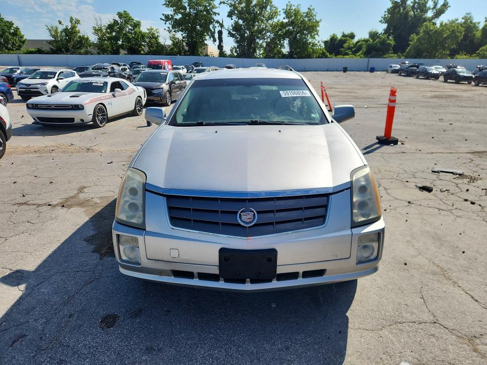 2005 Cadillac Srx მანქანა იყიდება აუქციონზე, vin: 1GYEE637550217192, აუქციონის ნომერი: 59106856