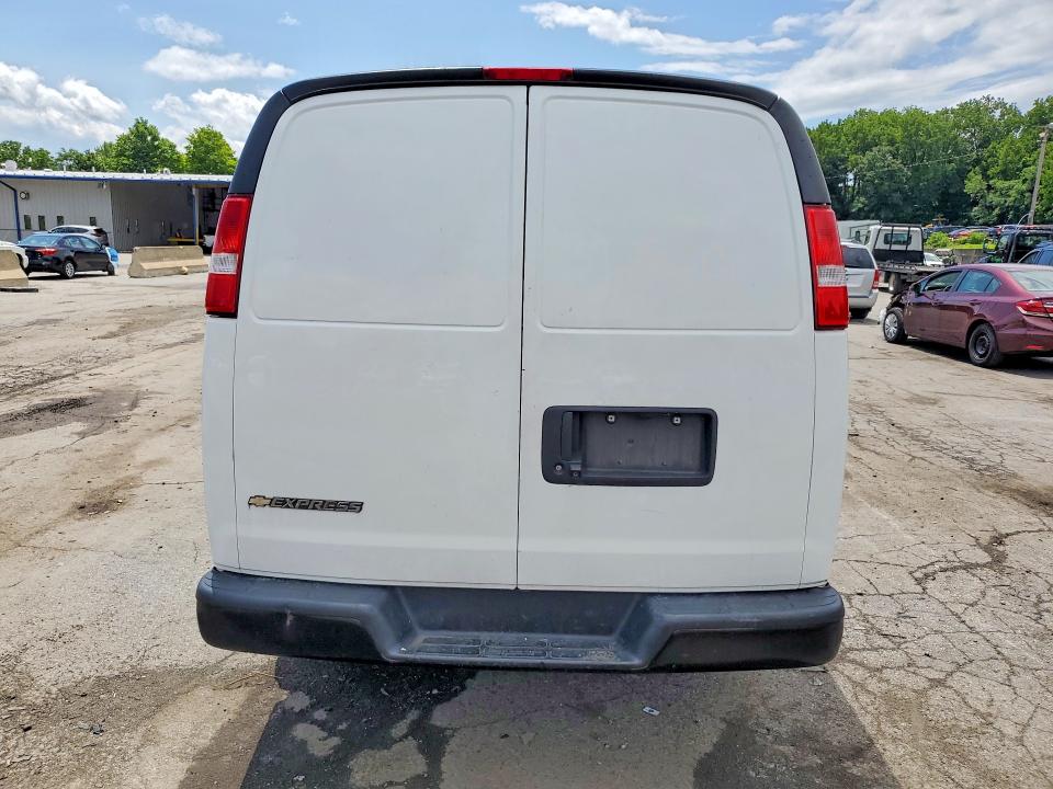Продаж на аукціоні авто 2020 Chevrolet Express G2500, vin: 1GCWGAFPXL1274756, номер лоту: 61895226