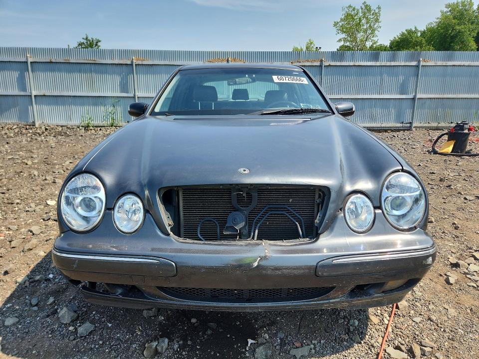2002 Mercedes-benz E მანქანა იყიდება აუქციონზე, vin: WDBJF82J72X063922, აუქციონის ნომერი: 60720666