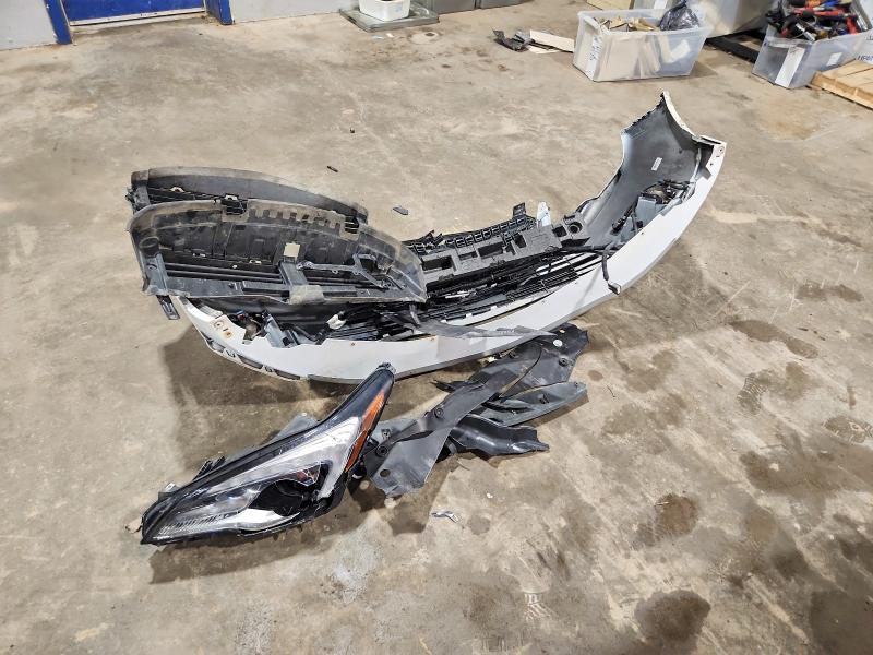 Продажа на аукционе авто 2019 Buick Envision, vin: LRBFX3SX6KD033581, номер лота: 62946746