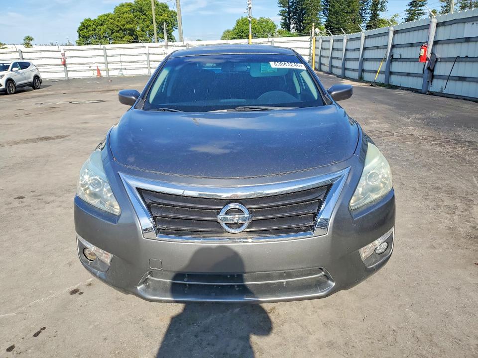 63043246 :رقم المزاد ، 1N4AL3AP3FN366237 vin ، 2015 Nissan Altima مزاد بيع
