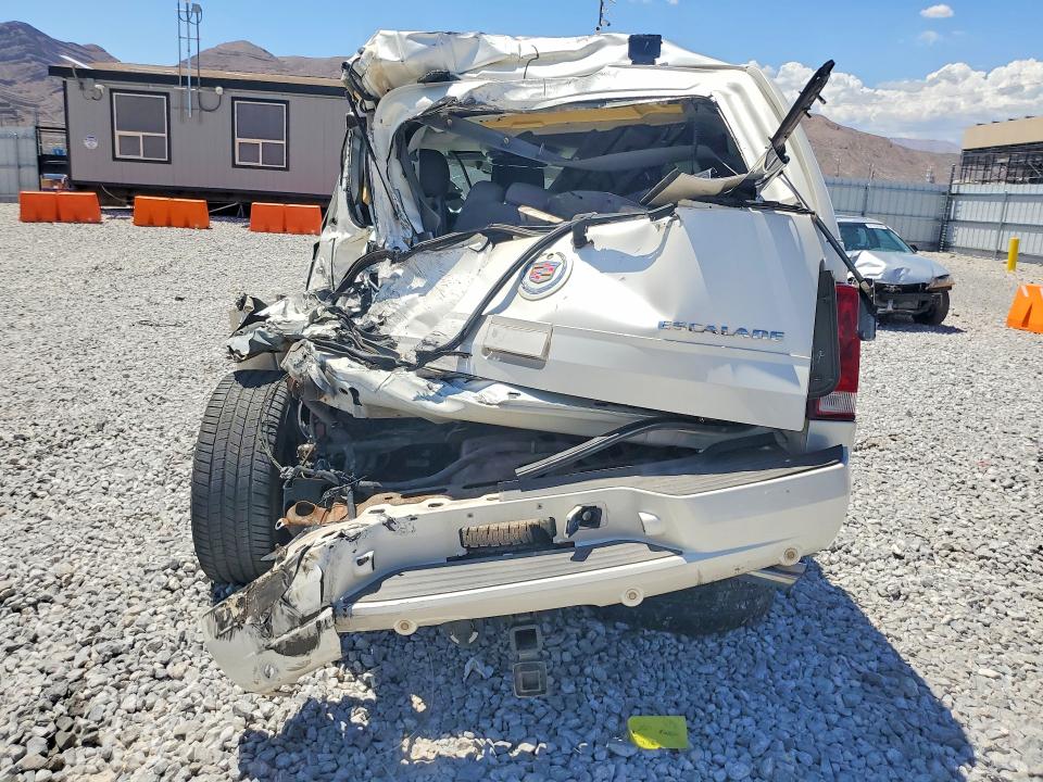 2005 Cadillac Escalade მანქანა იყიდება აუქციონზე, vin: 1GYEK63N15R205155, აუქციონის ნომერი: 61711446