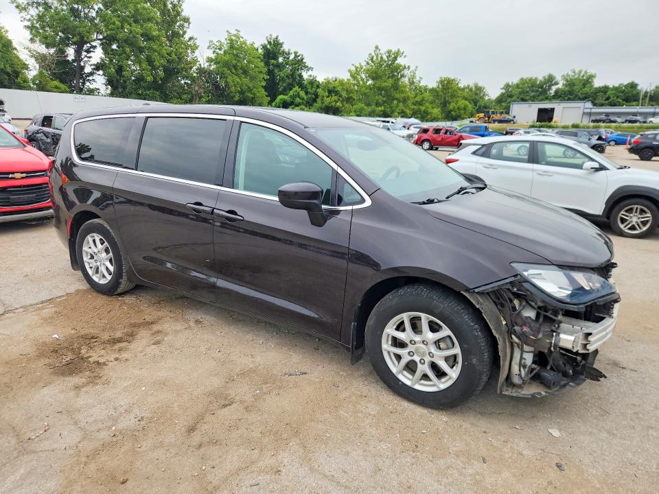 Auction sale of the 2017 Chrysler Pacifica, vin: 2C4RC1DG6HR614645, lot number: 62331006