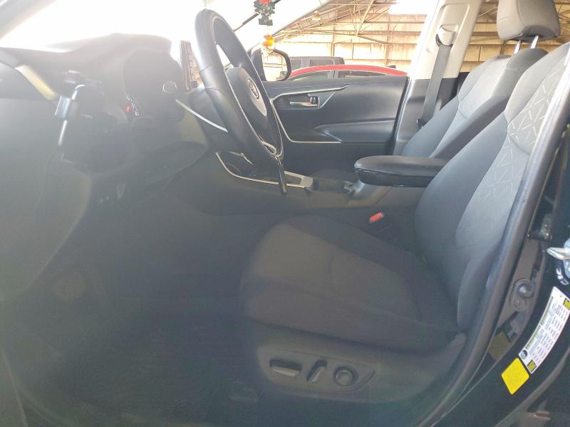 61403246 :رقم المزاد ، 2T3W1RFVXMW113731 vin ، 2021 Toyota Rav4 مزاد بيع