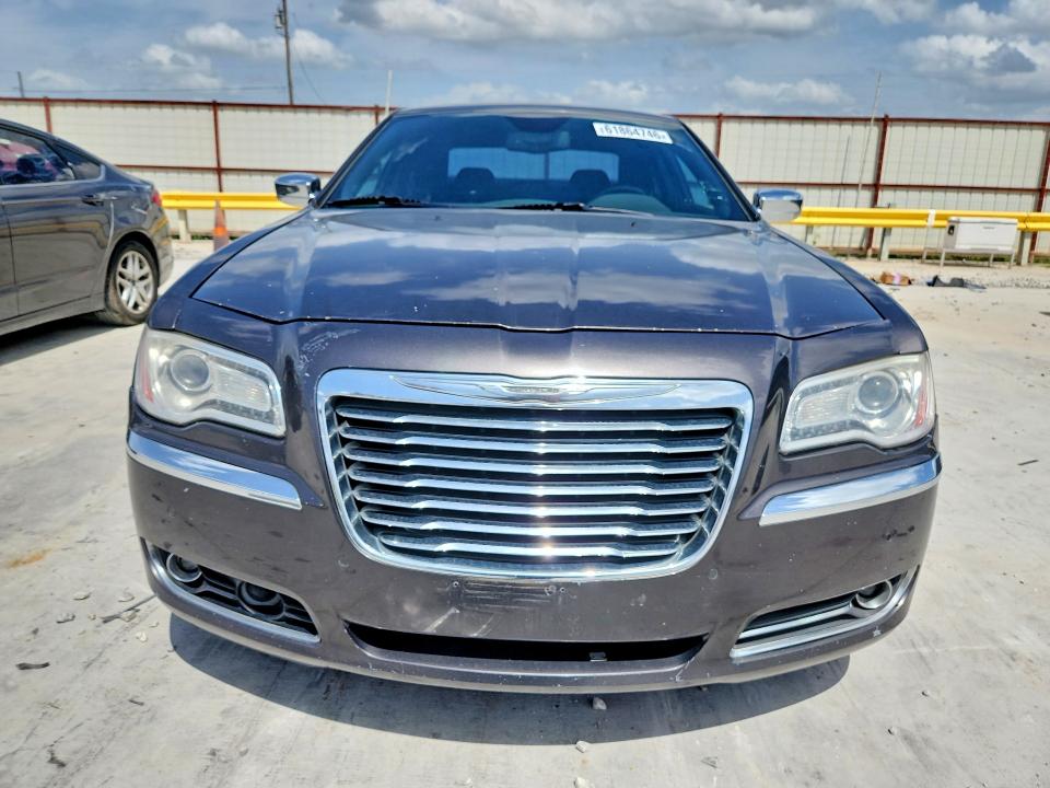 61864746 :رقم المزاد ، 2C3CCAEGXEH183768 vin ، 2014 Chrysler 300c مزاد بيع