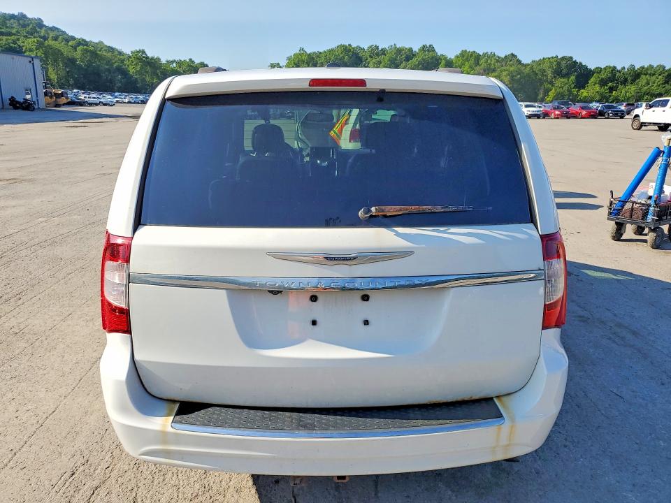 62108026 :رقم المزاد ، 2C4RC1BG6ER460713 vin ، 2014 Chrysler Town & Country مزاد بيع