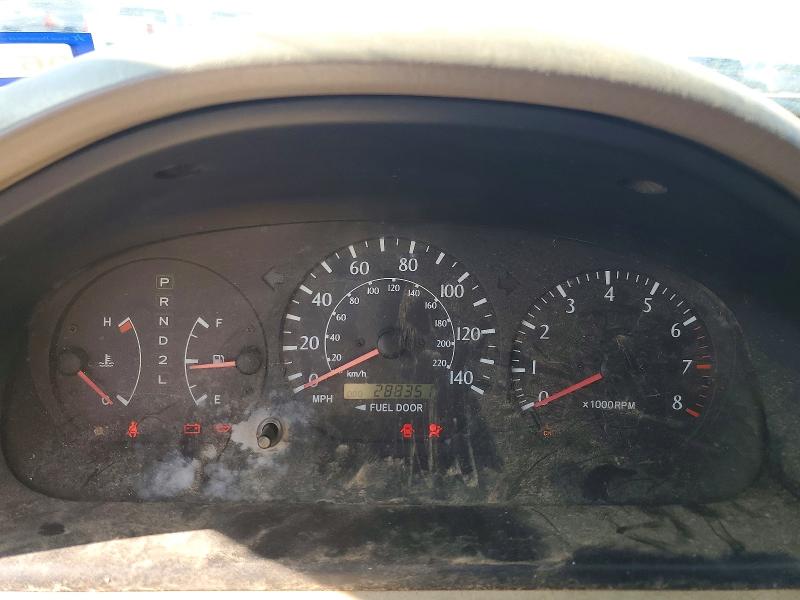 61362636 :رقم المزاد ، 2T1CE22P62C004793 vin ، 2002 Toyota Camry Solara مزاد بيع