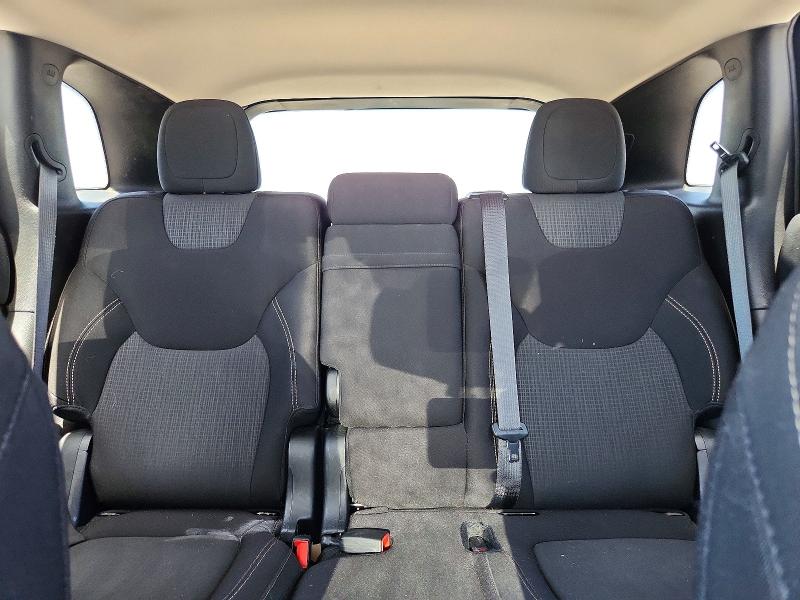 Продажа на аукционе авто 2017 Jeep Cherokee, vin: 1C4PJLCB4HW640165, номер лота: 60765256