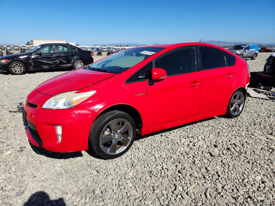 61072136 :رقم المزاد ، JTDKN3DU6F0415132 vin ، 2015 Toyota Prius مزاد بيع