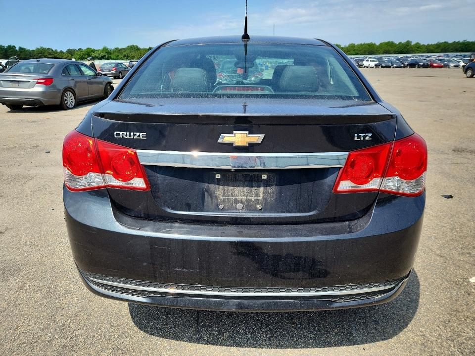 60327866 :رقم المزاد ، 1G1PG5SBXE7391915 vin ، 2014 Chevrolet Cruze مزاد بيع