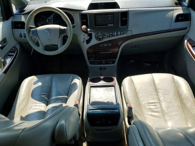 58539126 :رقم المزاد ، 5TDYK3DC7BS066127 vin ، 2011 Toyota Sienna مزاد بيع