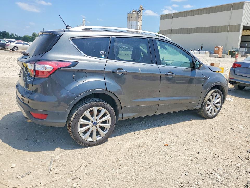 2018 Ford Escape მანქანა იყიდება აუქციონზე, vin: 1FMCU9J9XJUB25046, აუქციონის ნომერი: 60979406