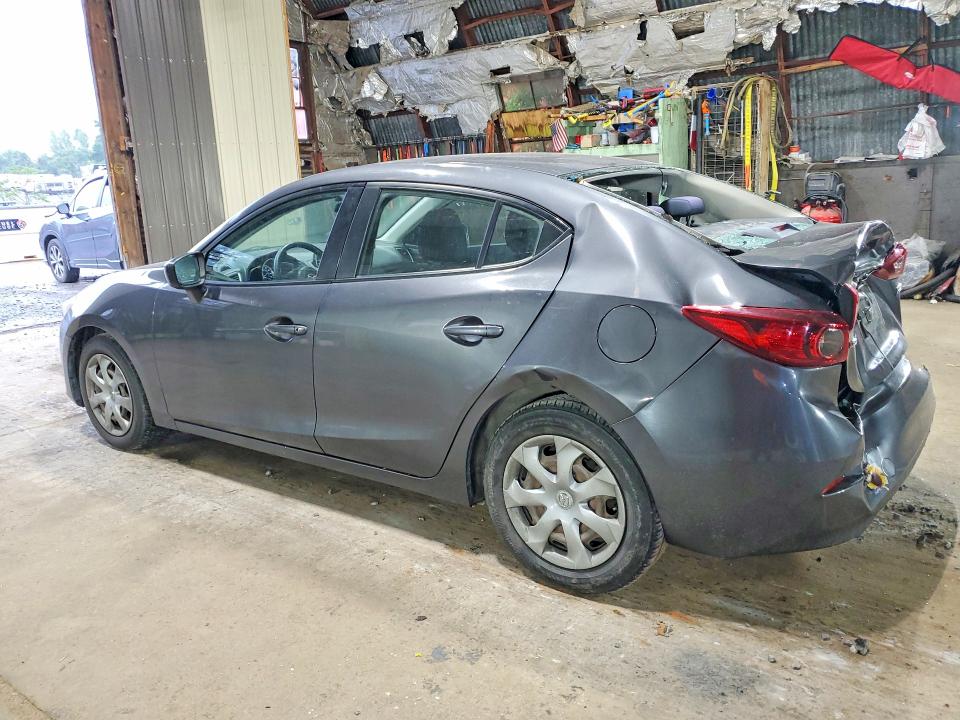 62152716 :رقم المزاد ، JM1BM1T72F1224921 vin ، 2015 Mazda 3 مزاد بيع