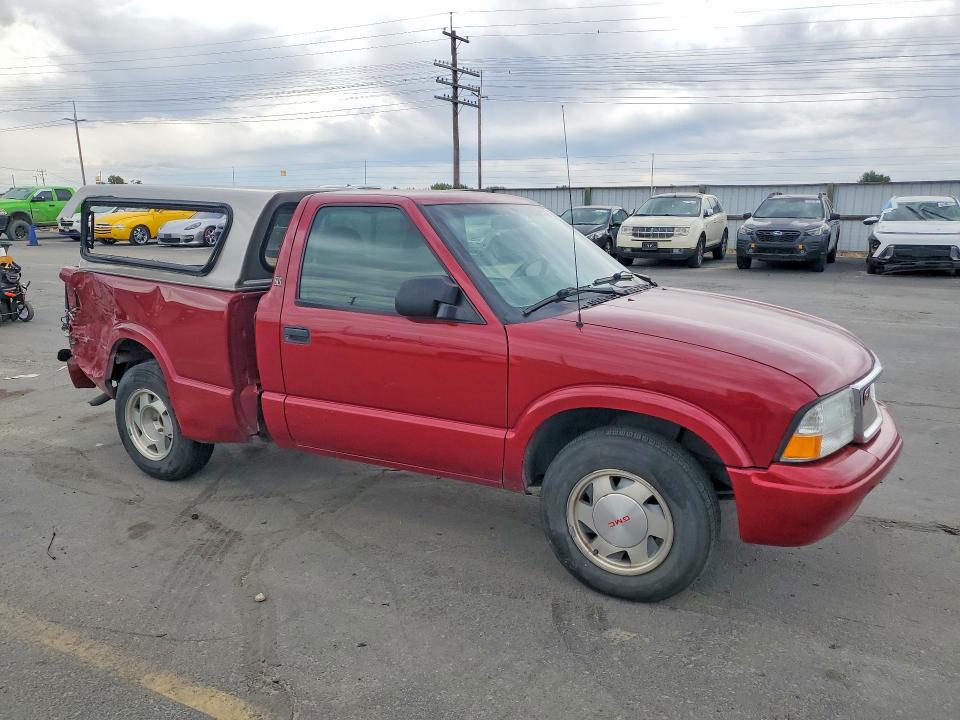 60687606 :رقم المزاد ، 1GTCS14H438249212 vin ، 2003 Gmc Sonoma مزاد بيع