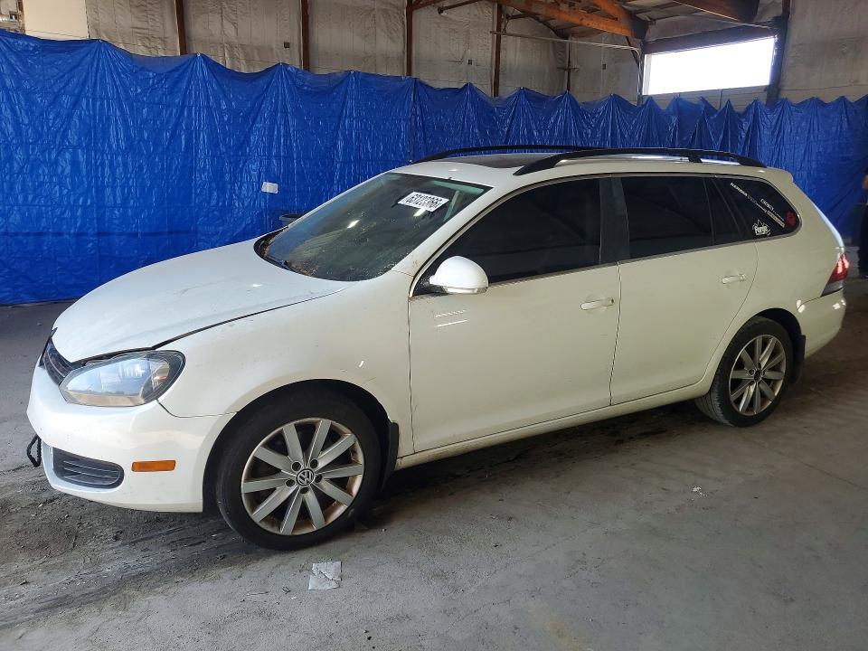 63123366 :رقم المزاد ، 3VWML7AJ0DM693693 vin ، 2013 Volkswagen Jetta مزاد بيع