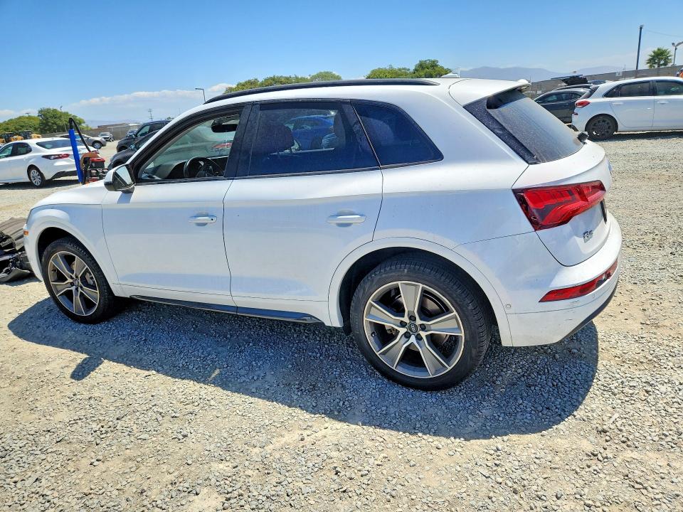 59327276 :رقم المزاد ، WA1CNAFY0K2020283 vin ، 2019 Audi Q5 مزاد بيع