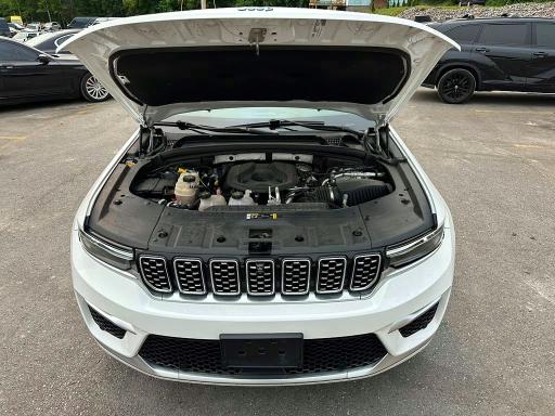 60607516 :رقم المزاد ، 1C4RJYE6XN8748070 vin ، 2022 Jeep Grand Cherokee مزاد بيع