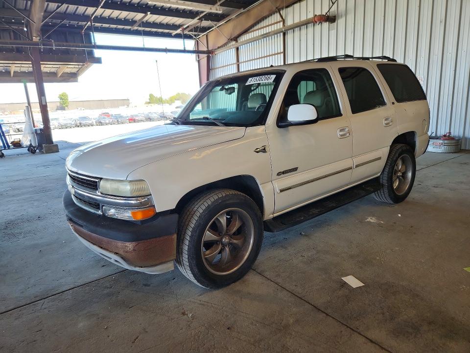 61538266 :رقم المزاد ، 1GNEC13Z92R235094 vin ، 2002 Chevrolet Tahoe مزاد بيع