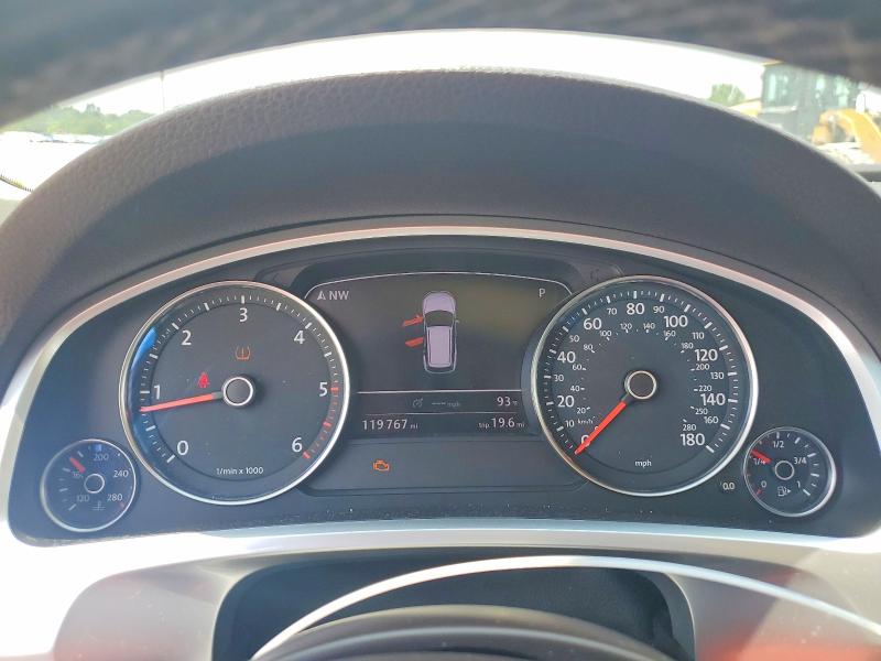 Продажа на аукционе авто 2011 Volkswagen Touareg, vin: WVGFK9BP8BD004775, номер лота: 63173526