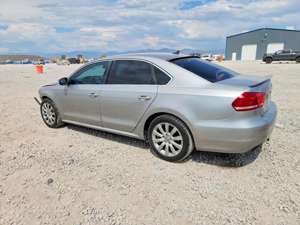 61721716 :رقم المزاد ، 1VWBH7A31DC016938 vin ، 2013 Volkswagen Passat مزاد بيع