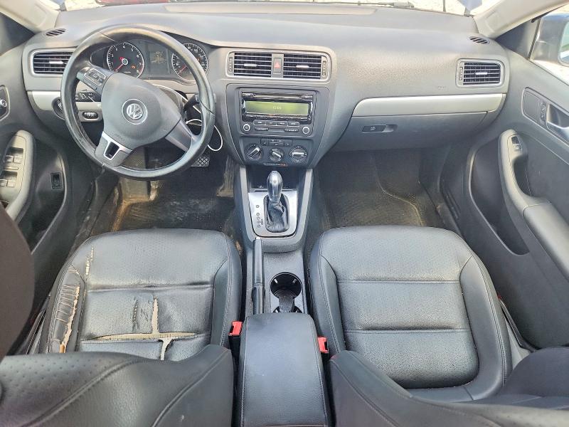 60208266 :رقم المزاد ، 3VWDX7AJ5DM392082 vin ، 2013 Volkswagen Jetta مزاد بيع