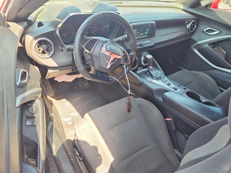 62139066 :رقم المزاد ، 1G1FB1RS8J0127135 vin ، 2018 Chevrolet Camaro مزاد بيع