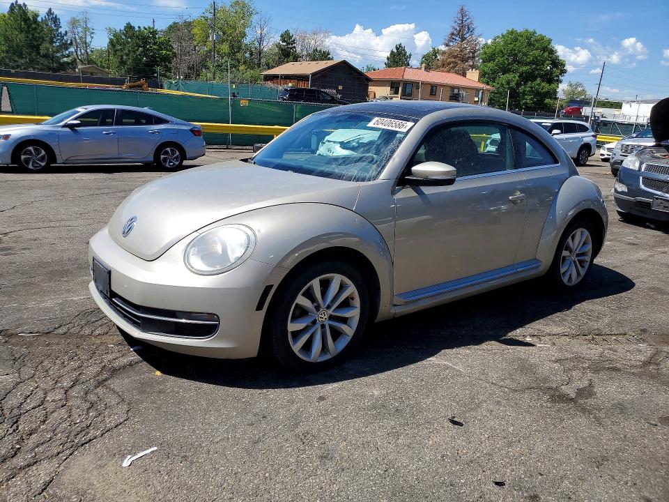 60406586 :رقم المزاد ، 3VWJL7AT4DM688517 vin ، 2013 Volkswagen Beetle مزاد بيع