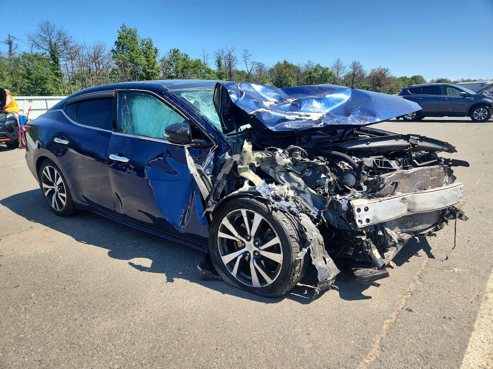 62443286 :رقم المزاد ، 1N4AA6AP9HC440170 vin ، 2017 Nissan Maxima مزاد بيع