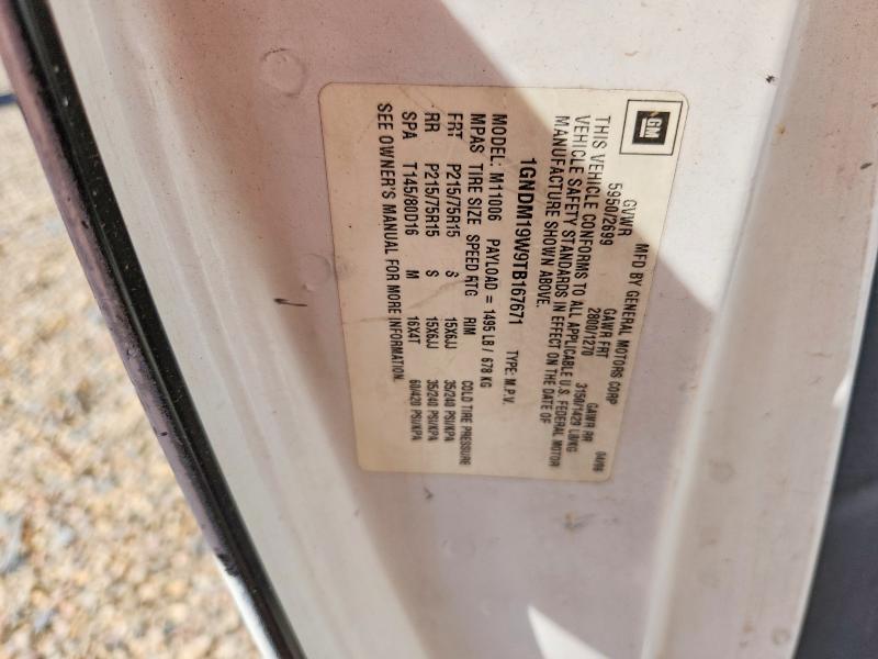 55060606 :رقم المزاد ، 1GCDM19X83B134260 vin ، 2003 Chevrolet Astro مزاد بيع