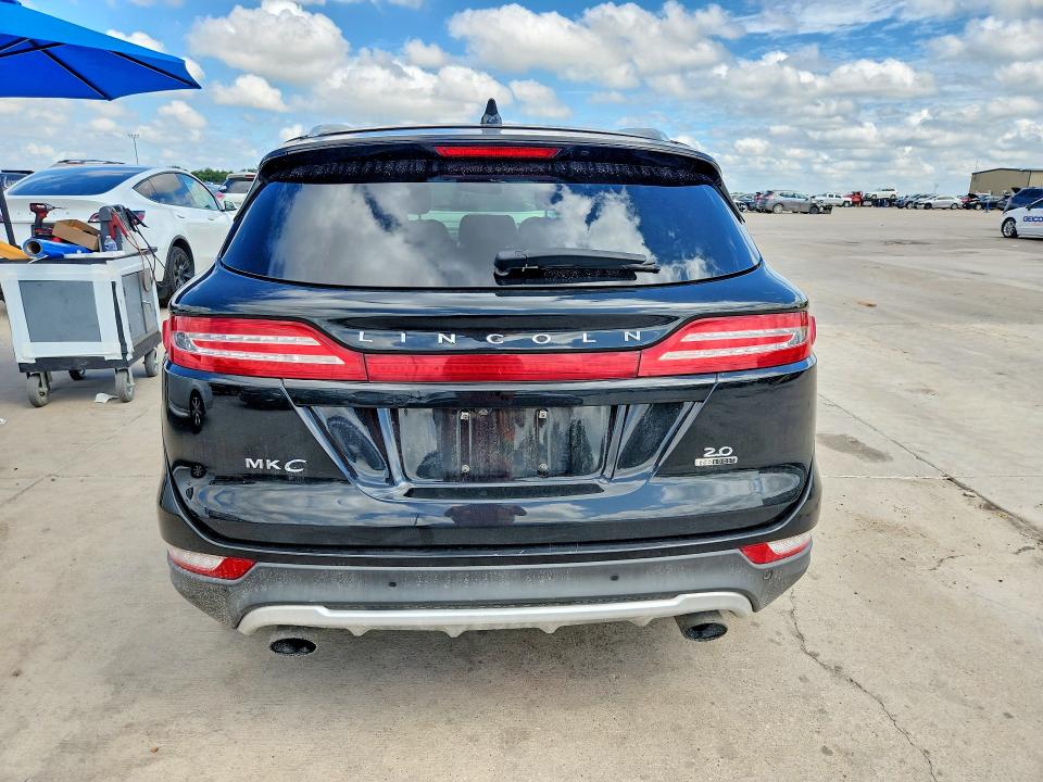 60815936 :رقم المزاد ، 5LMCJ1A95FUJ12719 vin ، 2015 Lincoln Mkc مزاد بيع