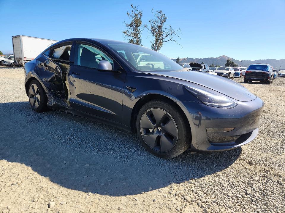 2023 Tesla Model 3 მანქანა იყიდება აუქციონზე, vin: 5YJ3E1EA6PF417513, აუქციონის ნომერი: 59210406
