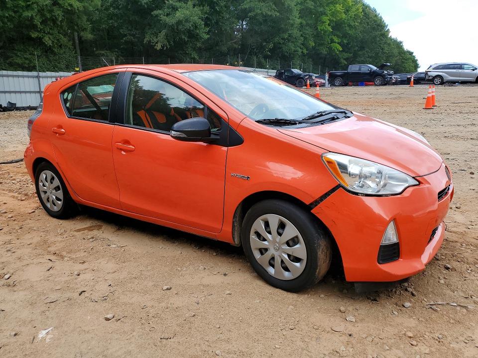 Продажа на аукционе авто 2012 Toyota Prius C, vin: JTDKDTB38C1028679, номер лота: 60743786