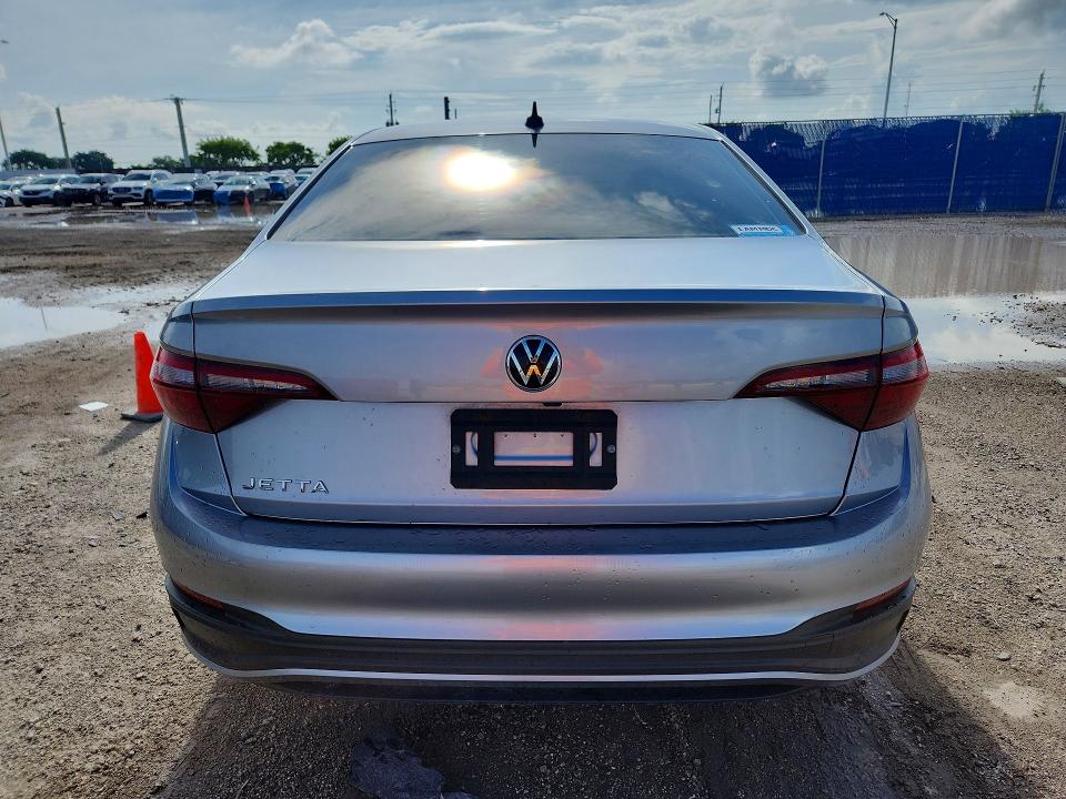 Продажа на аукционе авто 2024 Volkswagen Jetta, vin: 3VWBM7BU6RM037275, номер лота: 61232756